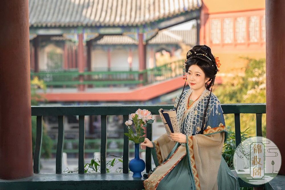 开封翰园碑林宋制汉服拍摄